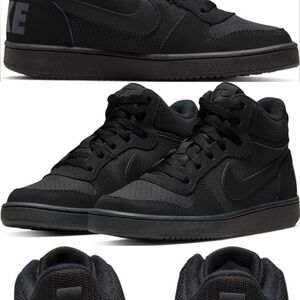Nike Big Kids Court Borough MID - Size: 4Y